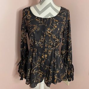 Suzanne Betro Bell Sleeve Button Down Blouse